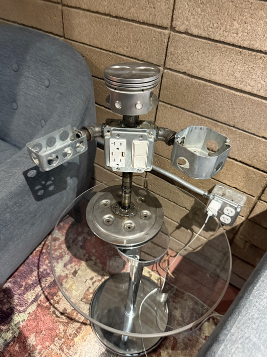 Robot w Piston Head With holders