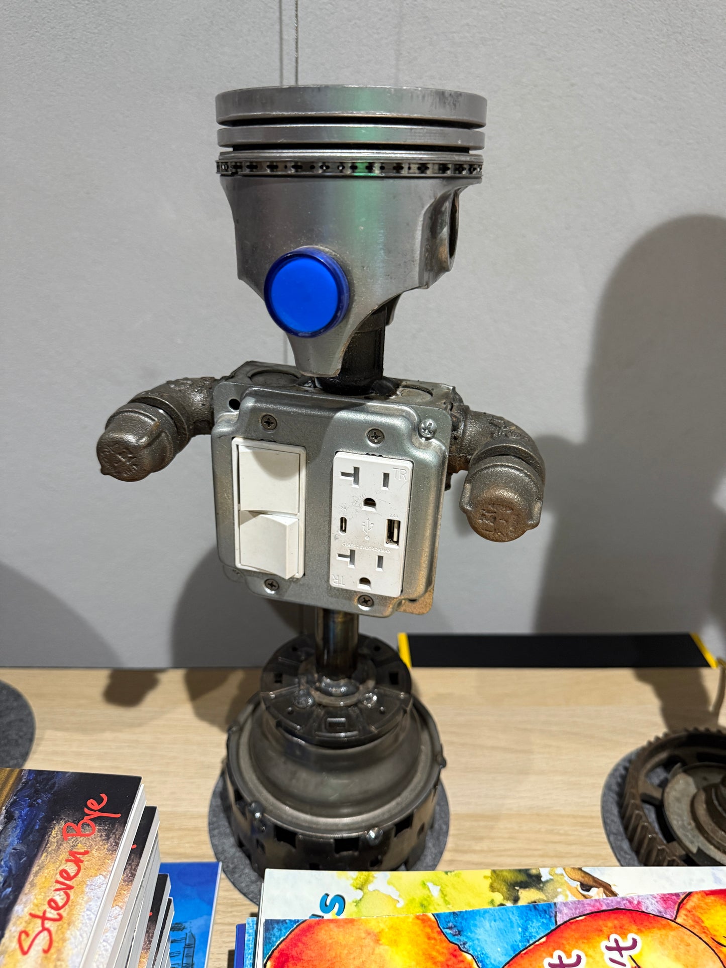 Robot w Piston Head W/O holders