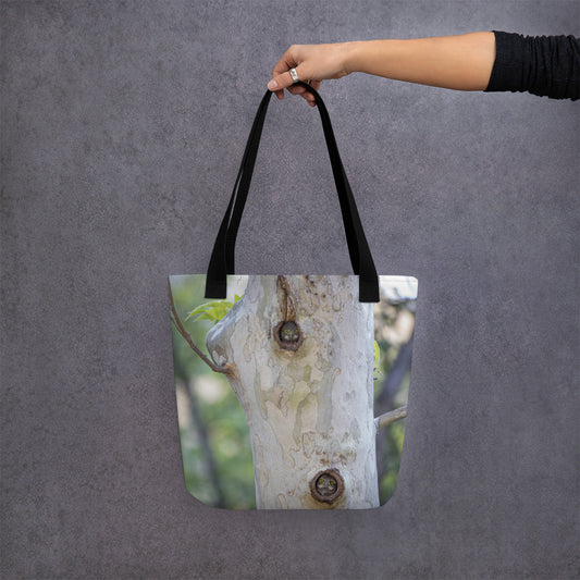 Owl Condo by Leslie Leathers Photography | Tote bag