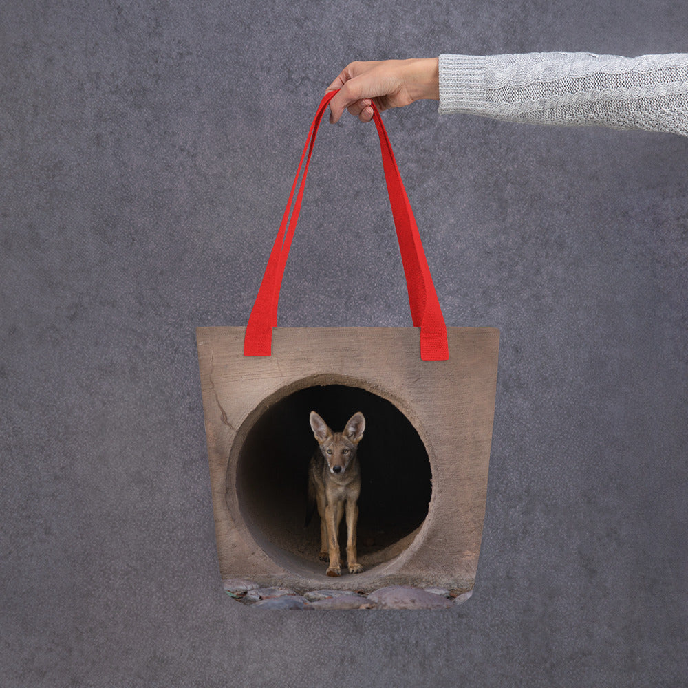 Juvenile Coyote by Leslie Leathers Photography | Tote bag