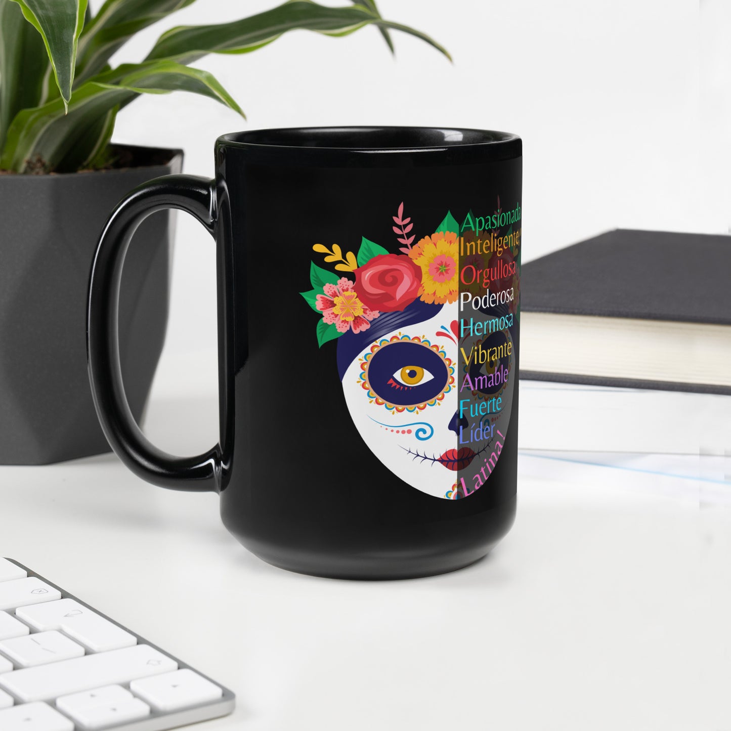 Latina by Enrique Aldana | Black Glossy Mug